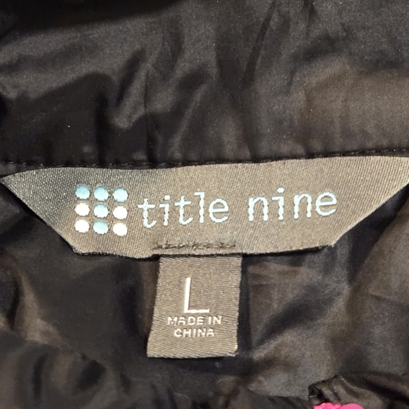 Title Nine Black Pink Quilted Knit Softshell Full Zip-Up Jacket Size Large - Picture 6 of 7